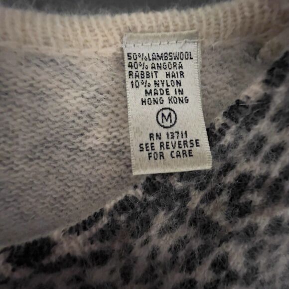 VTG VALERIE STEVENS Animal Print Sweater Sz M Fuzzy Lambswool Rabbit Hair - Picture 4 of 6